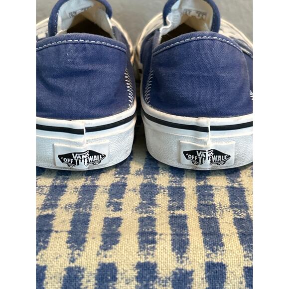 Vans Island Dream Slip on Sneakers - Picture 2 of 7